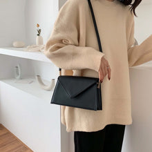 Load image into Gallery viewer, Elegant Purse

