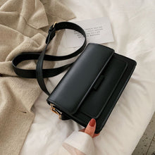 Load image into Gallery viewer, Leather Purse
